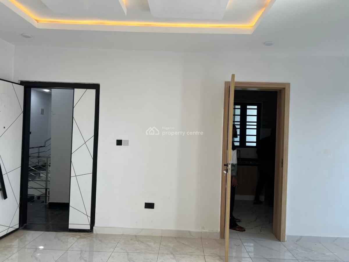 2 Bedroom Apartment, Ologolo, Lekki, Lagos, House for Rent