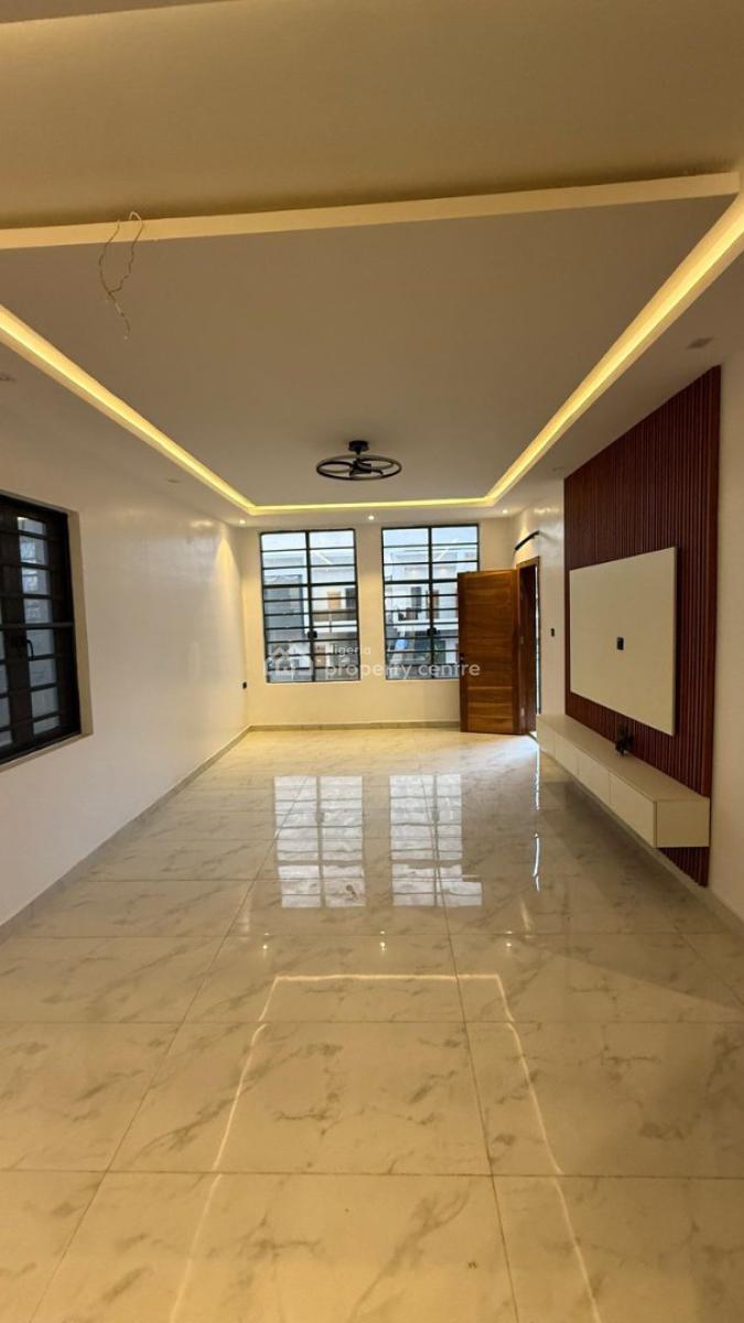 5 Bedroom Fully Detached Duplex with Bq, Ologolo, Lekki, Lagos, Detached Duplex for Sale