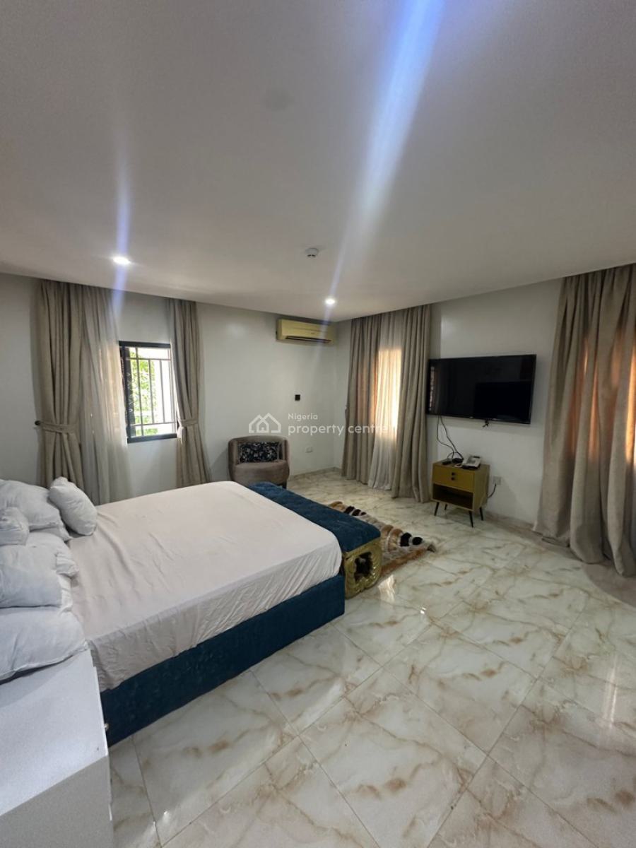Well-maintained, Fully Furnished, Large 3-bedroom Flat with Bq, Ikoyi, Lagos, Flat / Apartment for Rent