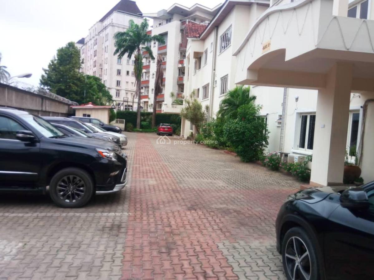 Luxury 8 Units of 3 Bedroom Flat with 2 Units of 4 Bedroom Penthouse with Bq, Victoria Island (vi), Lagos, Flat / Apartment for Sale