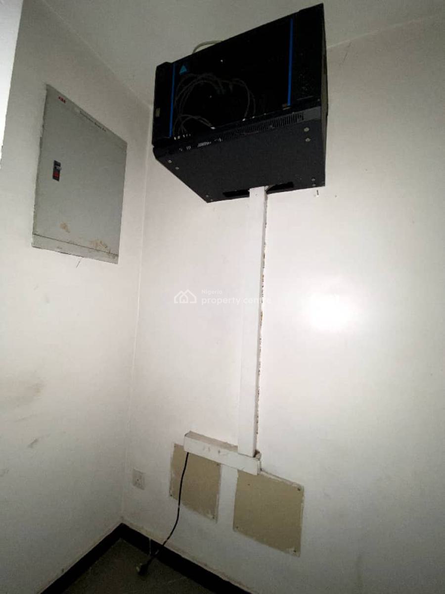Stunning 3 Bedroom Apartment with a Bq, Bourdillon Road, Ikoyi, Lagos, House for Rent