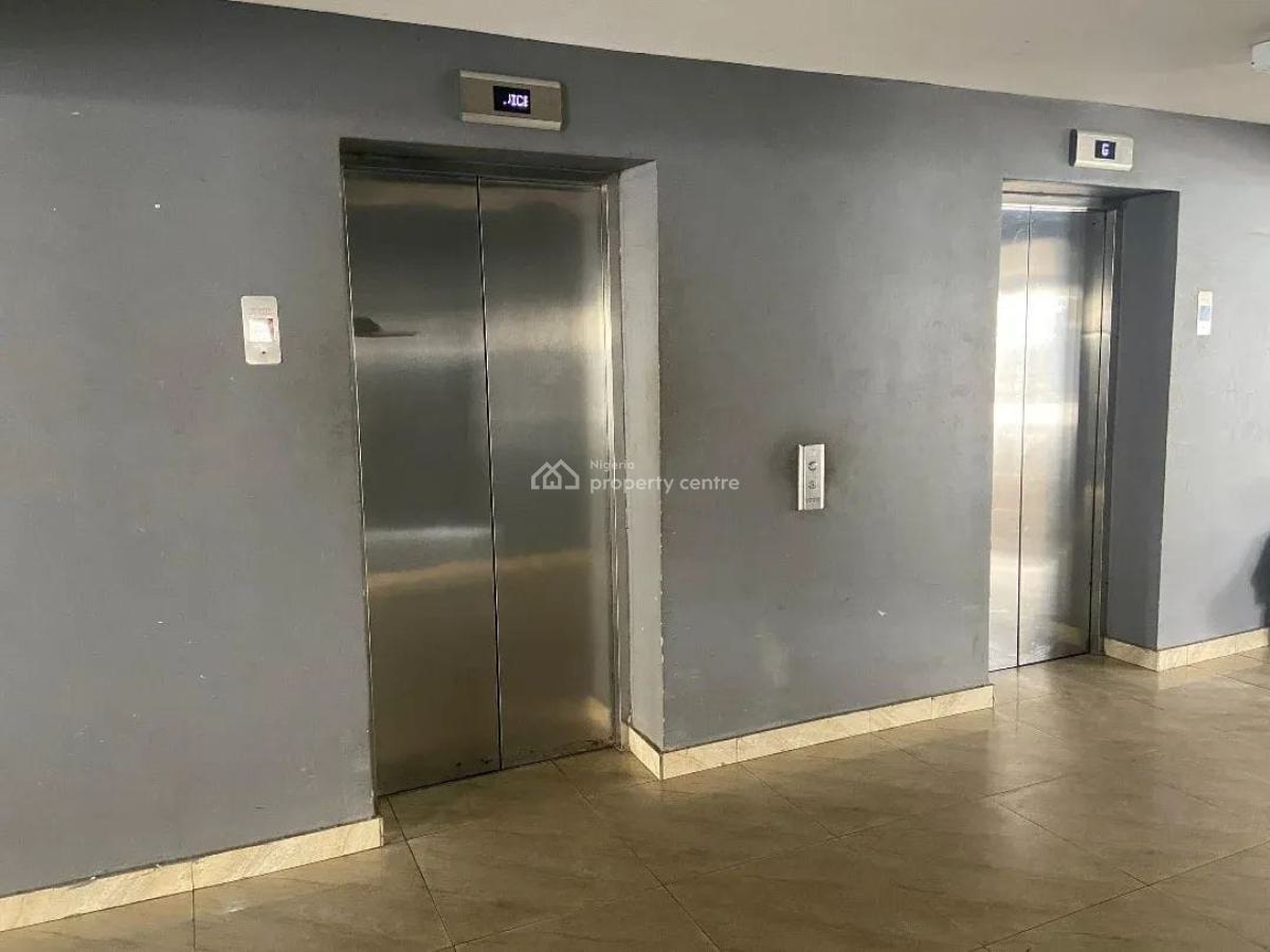 Lovely Built 3 Bedroom Serviced Apartment, Yaba, Lagos, Flat / Apartment for Sale