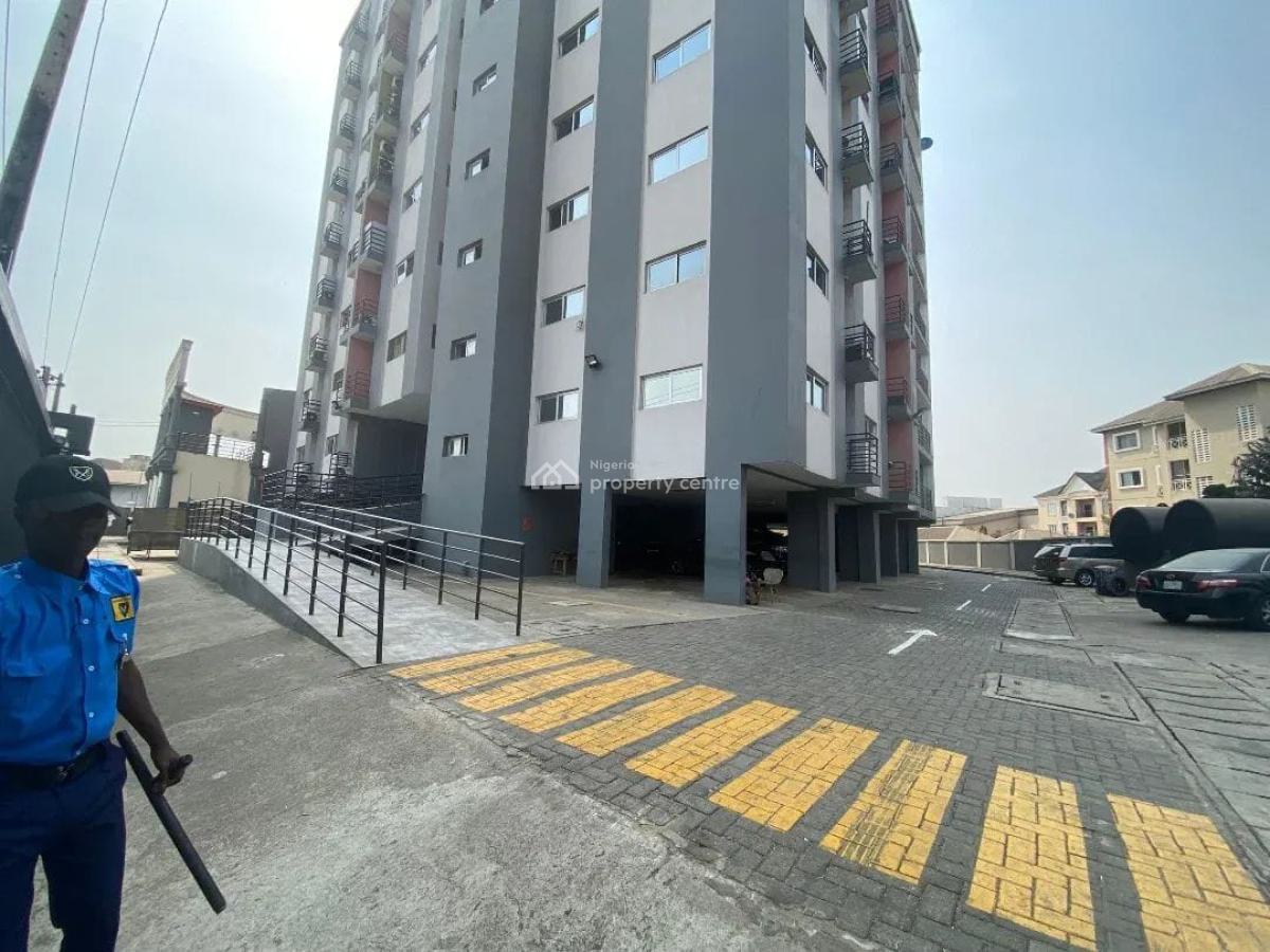 Lovely Built 3 Bedroom Serviced Apartment, Yaba, Lagos, Flat / Apartment for Sale
