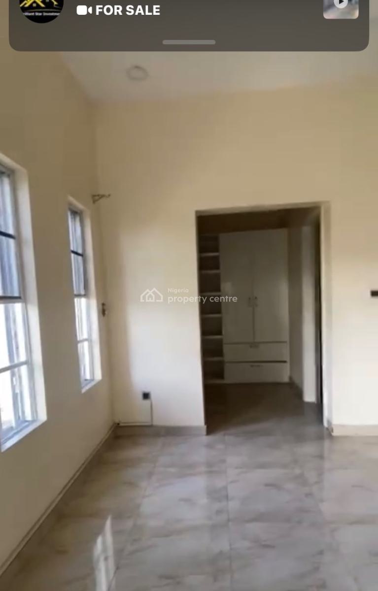 Masters Bedroom Shared, Ologolo, Lekki, Lagos, Flat / Apartment for Rent