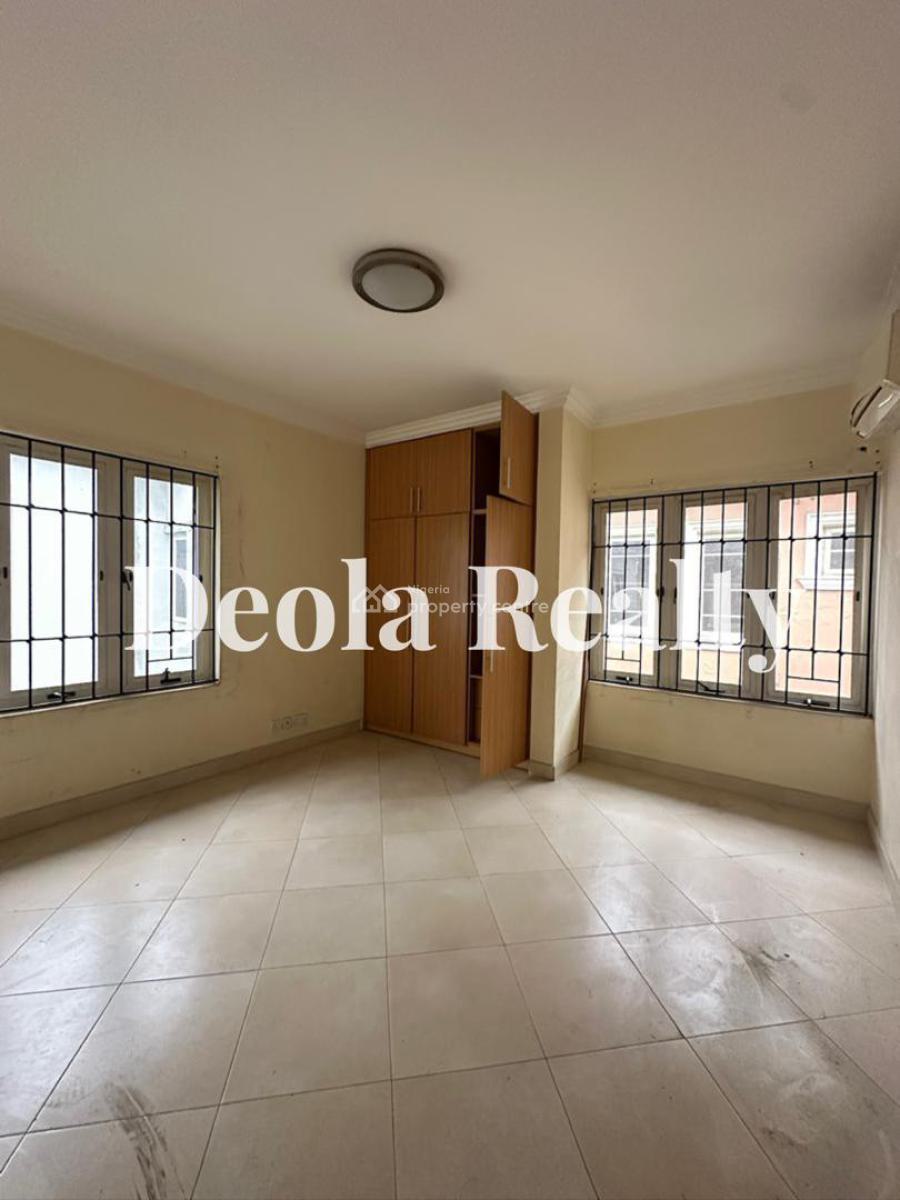 a Well Renovated 5 Bedrooms Spacious Fully Detached Duplex with Bq, By Dowel College, Lekki Phase 1, Lekki, Lagos, Detached Duplex for Rent