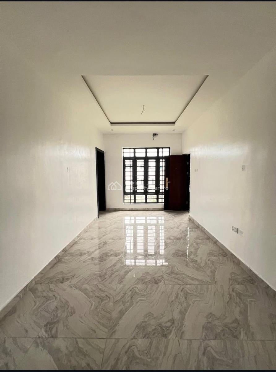 Nice and Spacious 2 Bedroom Apartment, Ologolo Agungi Lekki Lagos, Lekki, Lagos, Flat / Apartment for Sale