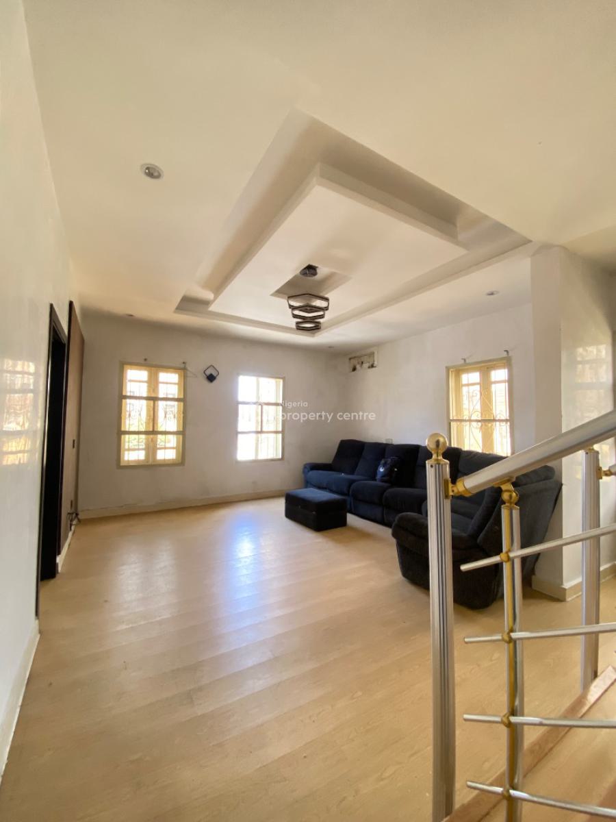 4 Bedroom House with Bq, Chevron, Lekki Expressway, Lekki, Lagos, Detached Duplex for Rent