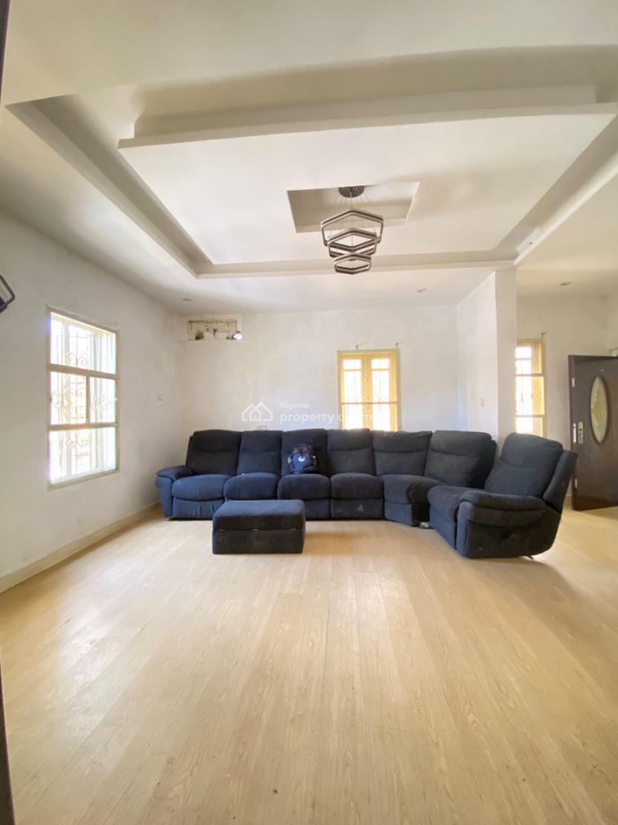 4 Bedroom House with Bq, Chevron, Lekki Expressway, Lekki, Lagos, Detached Duplex for Rent