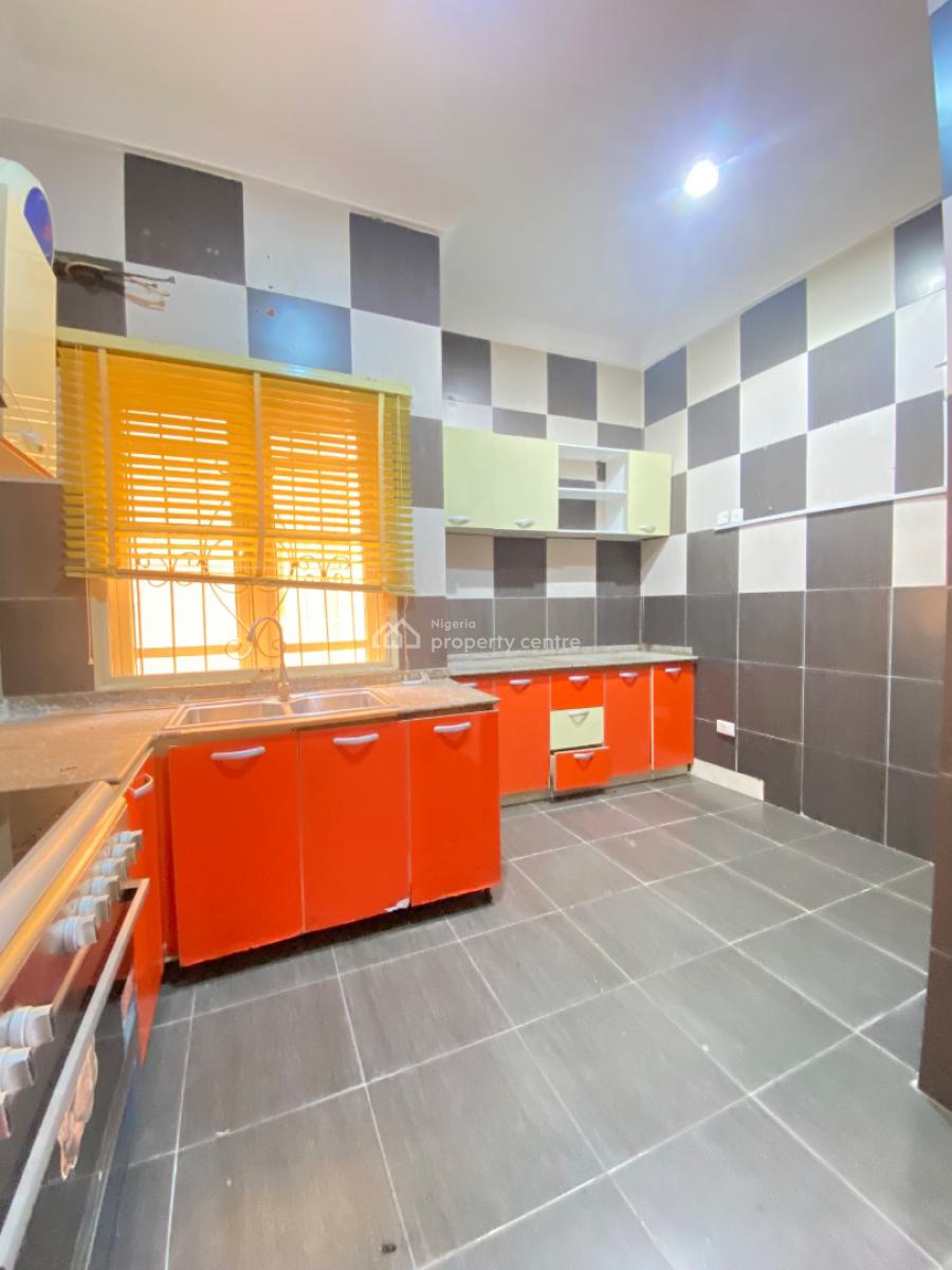 4 Bedroom House with Bq, Chevron, Lekki Expressway, Lekki, Lagos, Detached Duplex for Rent