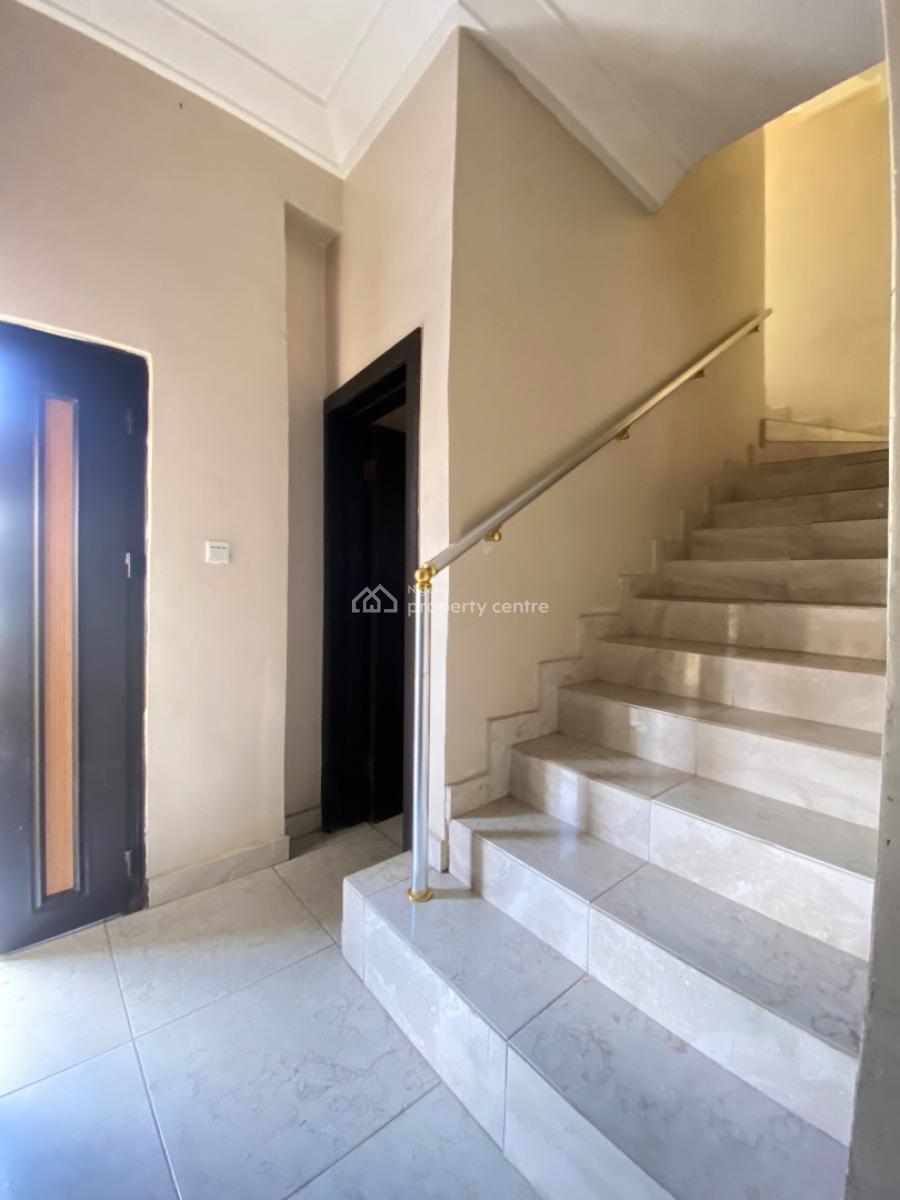 4 Bedroom House with Bq, Chevron, Lekki Expressway, Lekki, Lagos, Detached Duplex for Rent