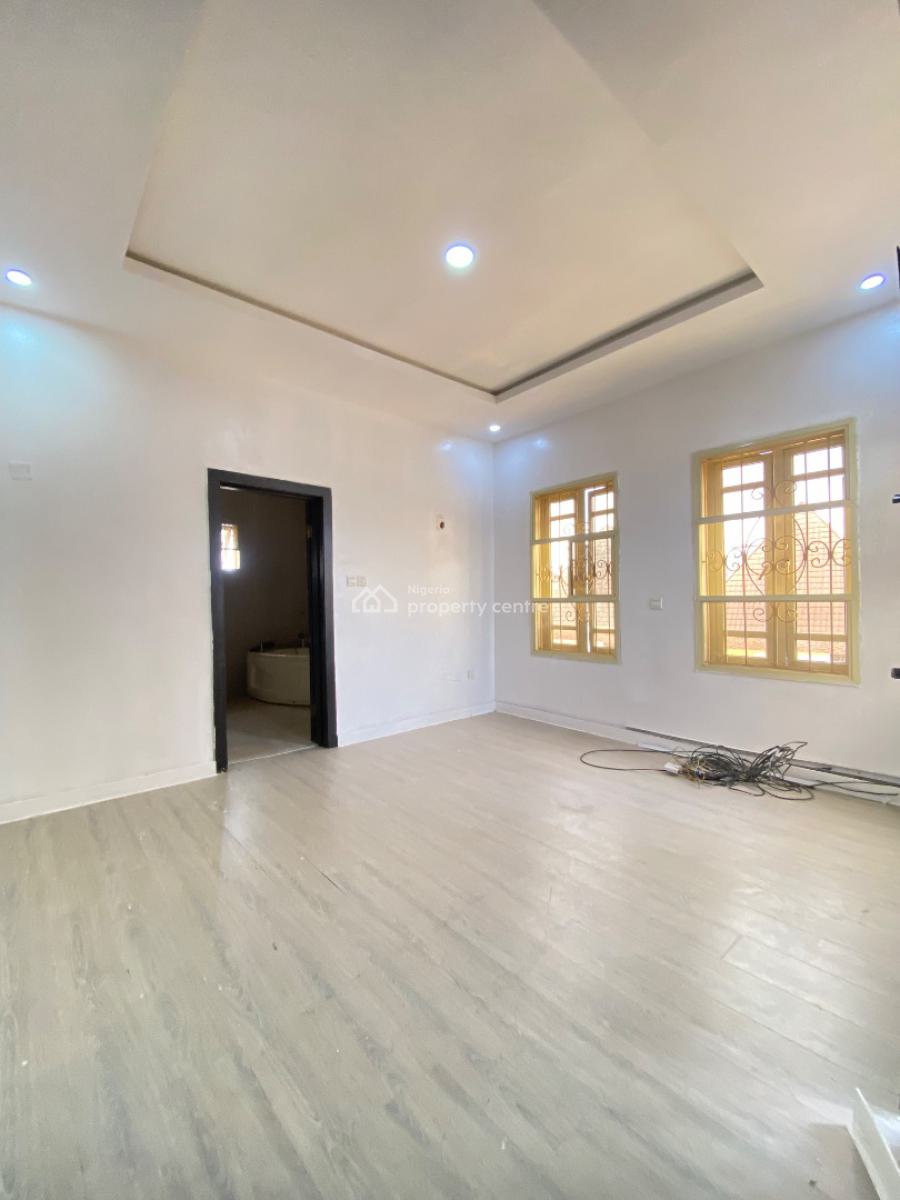 4 Bedroom House with Bq, Chevron, Lekki Expressway, Lekki, Lagos, Detached Duplex for Rent