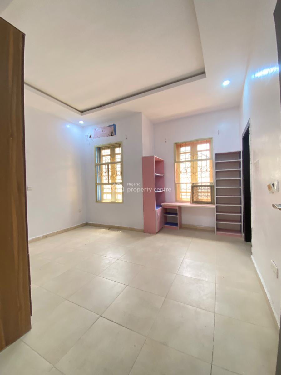4 Bedroom House with Bq, Chevron, Lekki Expressway, Lekki, Lagos, Detached Duplex for Rent