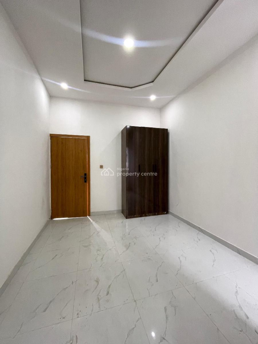 Well Built 2 Bedroom New Luxury Apartment, Orchid Road, Lekki, Lagos, Flat / Apartment for Rent