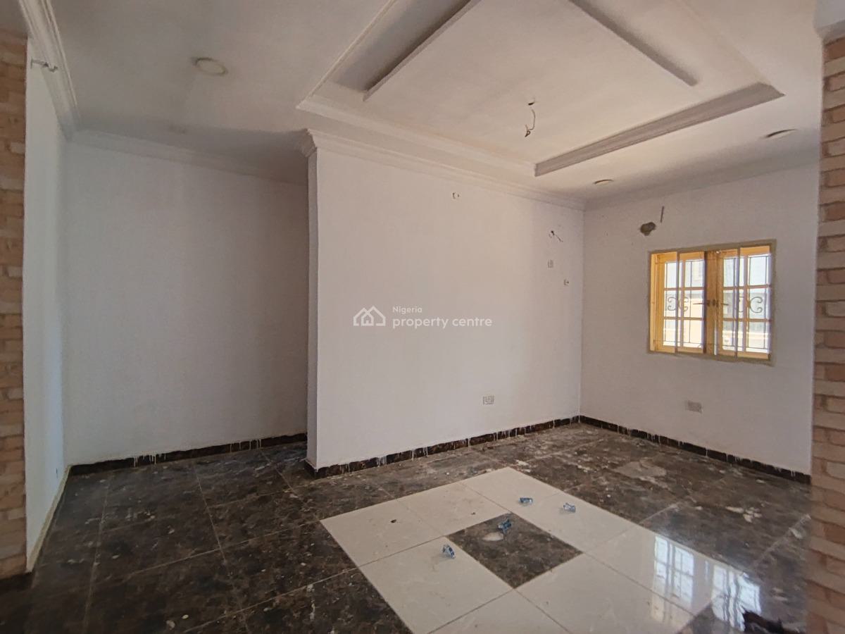 3 Bedroom Flats, Igbogbi Road, Ebute, Ikorodu, Lagos, Flat / Apartment for Rent
