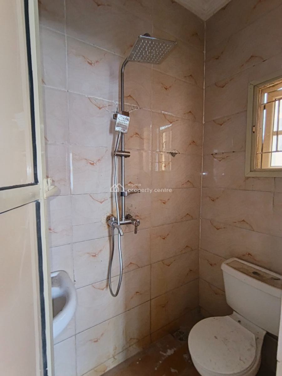 3 Bedroom Flats, Igbogbi Road, Ebute, Ikorodu, Lagos, Flat / Apartment for Rent