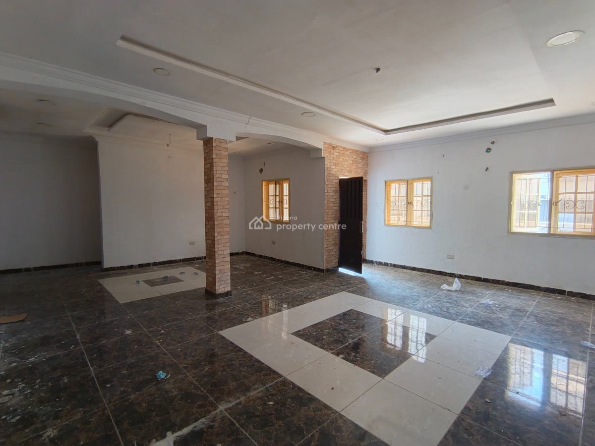3 Bedroom Flats, Igbogbi Road, Ebute, Ikorodu, Lagos, Flat / Apartment for Rent