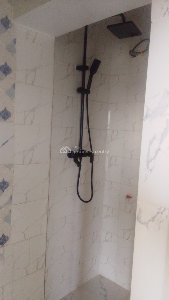 a Spacious Room Self Contained, Chevron Drive Paradise 3 Estate, Lekki, Lagos, Self Contain (single Rooms) for Rent