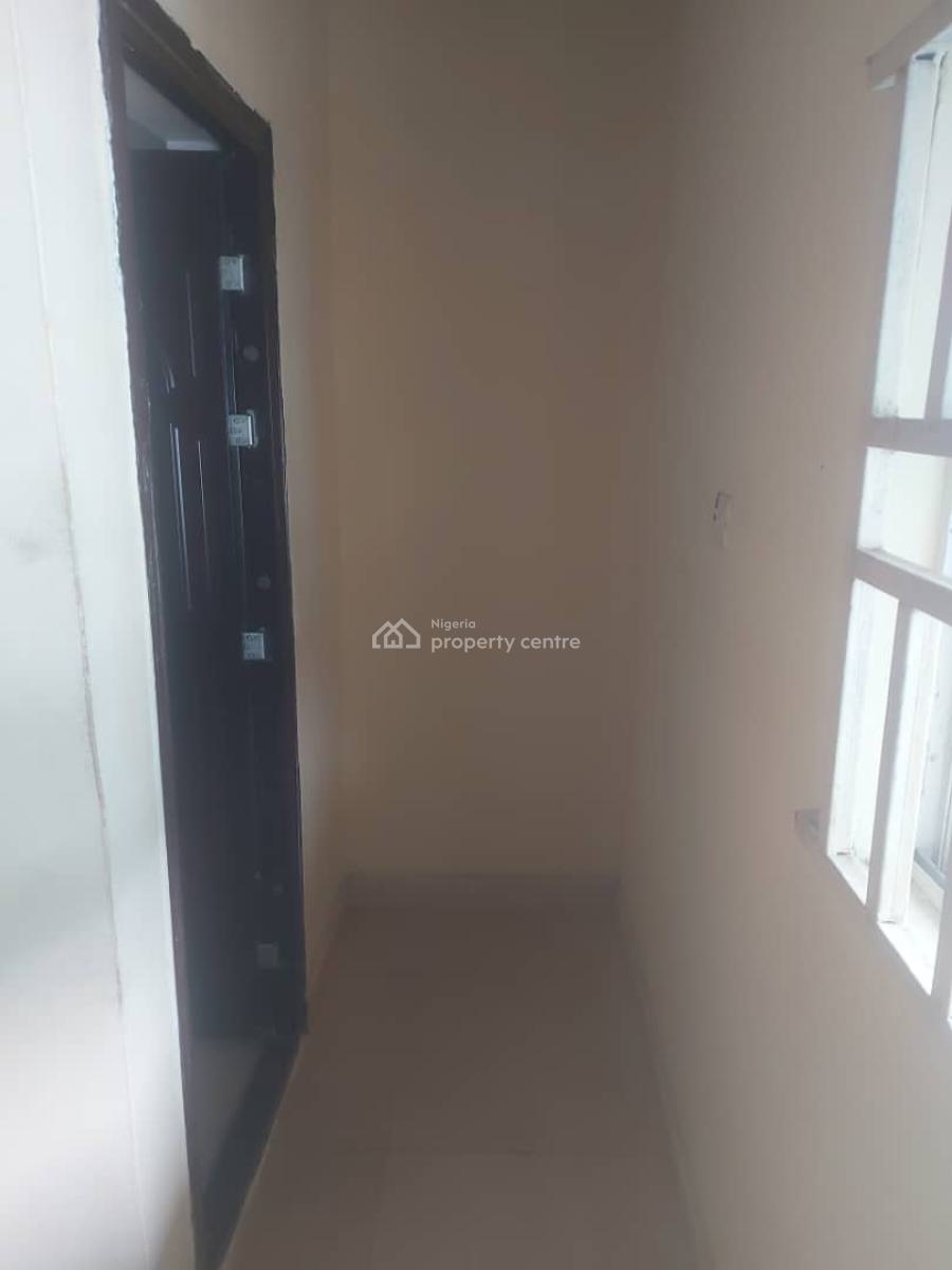 Neatly Used Mini Flat All Ensuite Apartment, Lekki, Lagos, Mini Flat (room and Parlour) for Rent