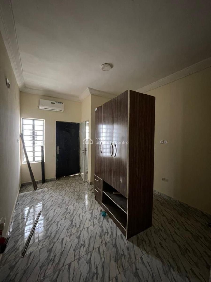 2 Bedroom Apartment with Swimming Pool, Ikota Estate, Ikota, Lekki, Lagos, Flat / Apartment for Rent