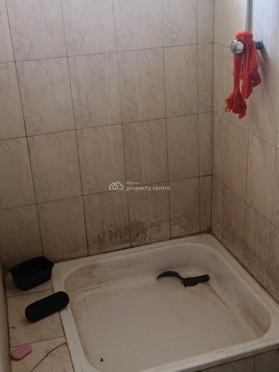 a Boys Quarter, Northern Foreshore Estate Chevron, Lekki Phase 2, Lekki, Lagos, Self Contain (single Rooms) for Rent