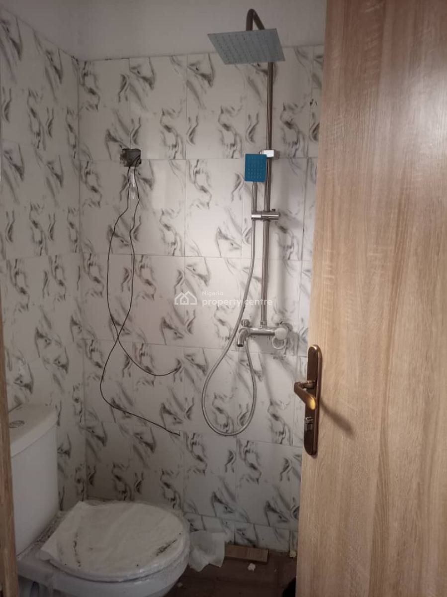 Newly Built 2 Bedroom Apartment Ground Floor, Ilaje, Bariga, Shomolu, Lagos, Flat / Apartment for Rent