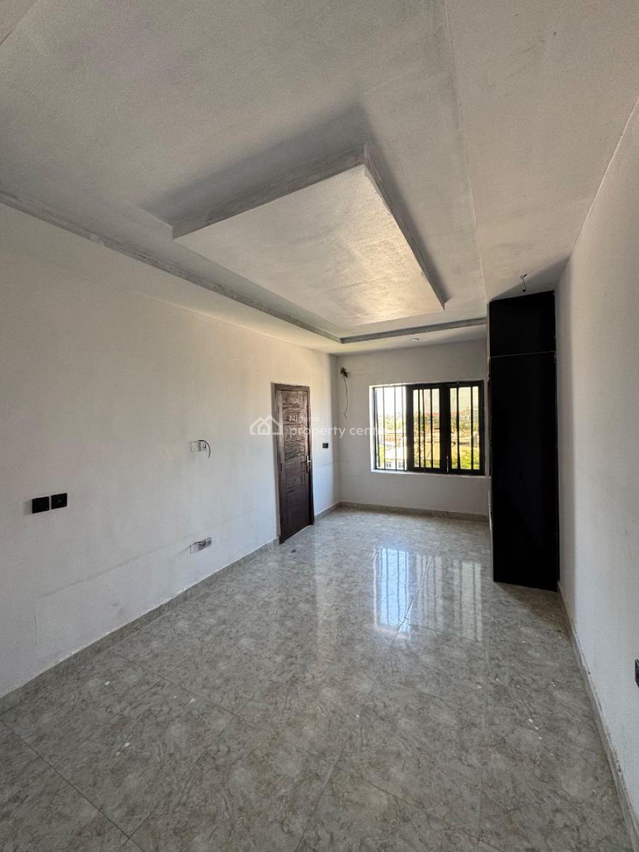 𝐖𝐄𝐋𝐋 𝐌𝐀𝐈𝐍𝐓𝐀𝐈𝐍𝐄𝐃 𝐌𝐈𝐍𝐈 𝐅𝐋𝐀𝐓, Ikate, Lekki, Lagos, Mini Flat (room and Parlour) for Rent