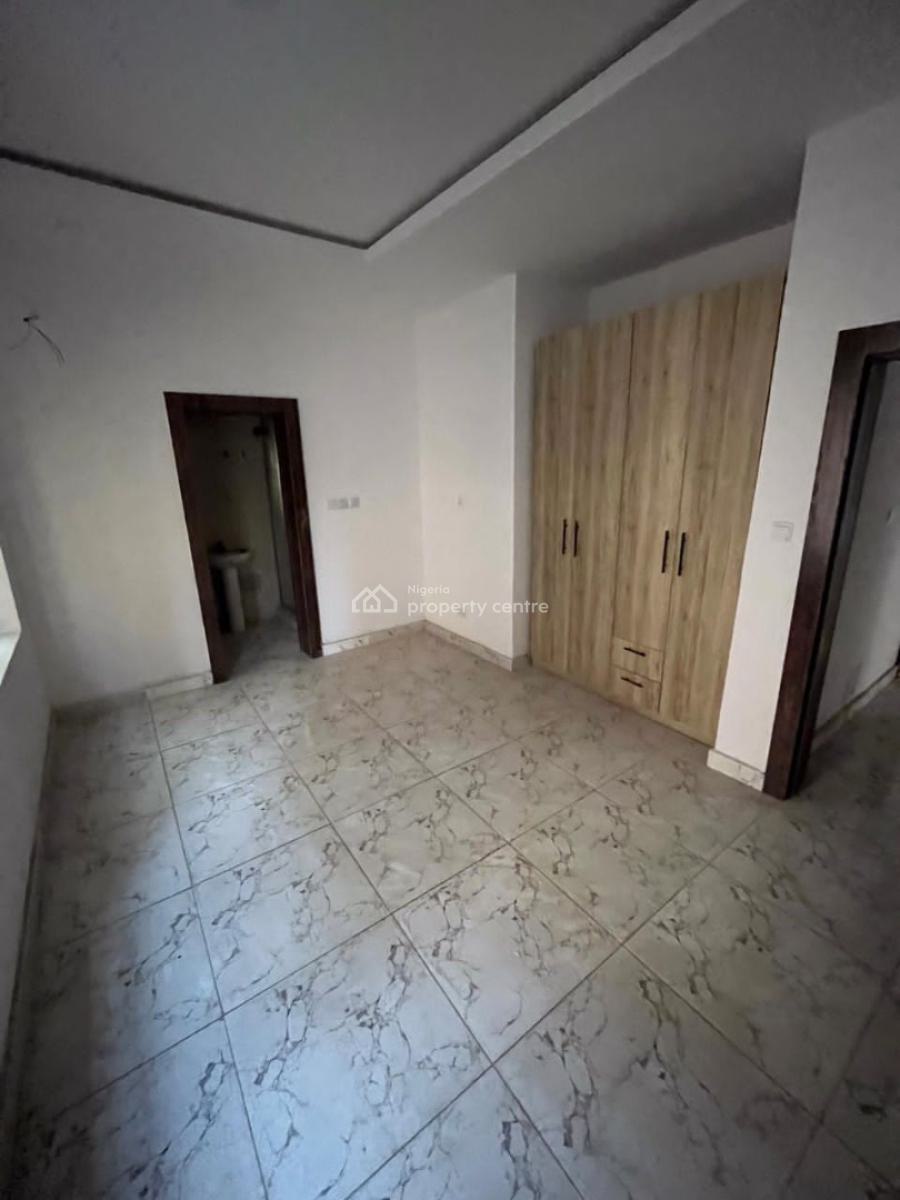 3 Bedroom Apartment with Pool, Gym, Ikeja Gra, Ikeja, Lagos, Flat / Apartment for Sale