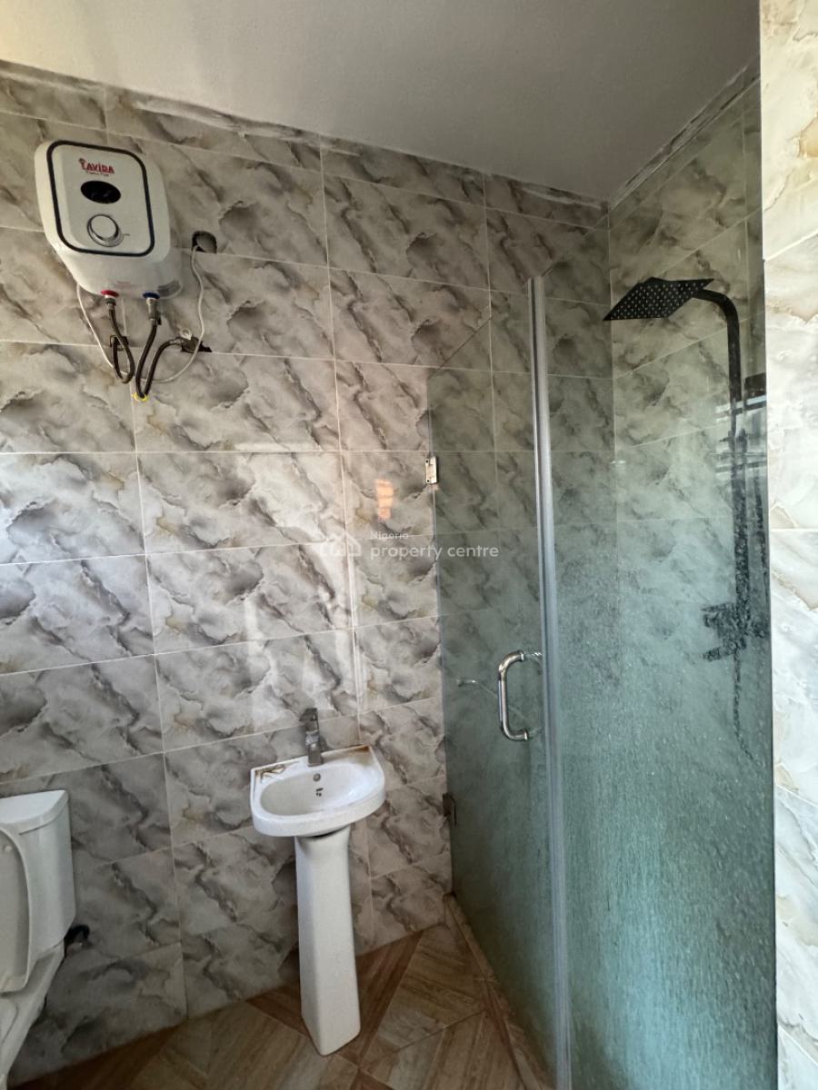 Well Maintained 2 Bedroom Apartment, Ikate, Lekki, Lagos, Flat / Apartment for Rent