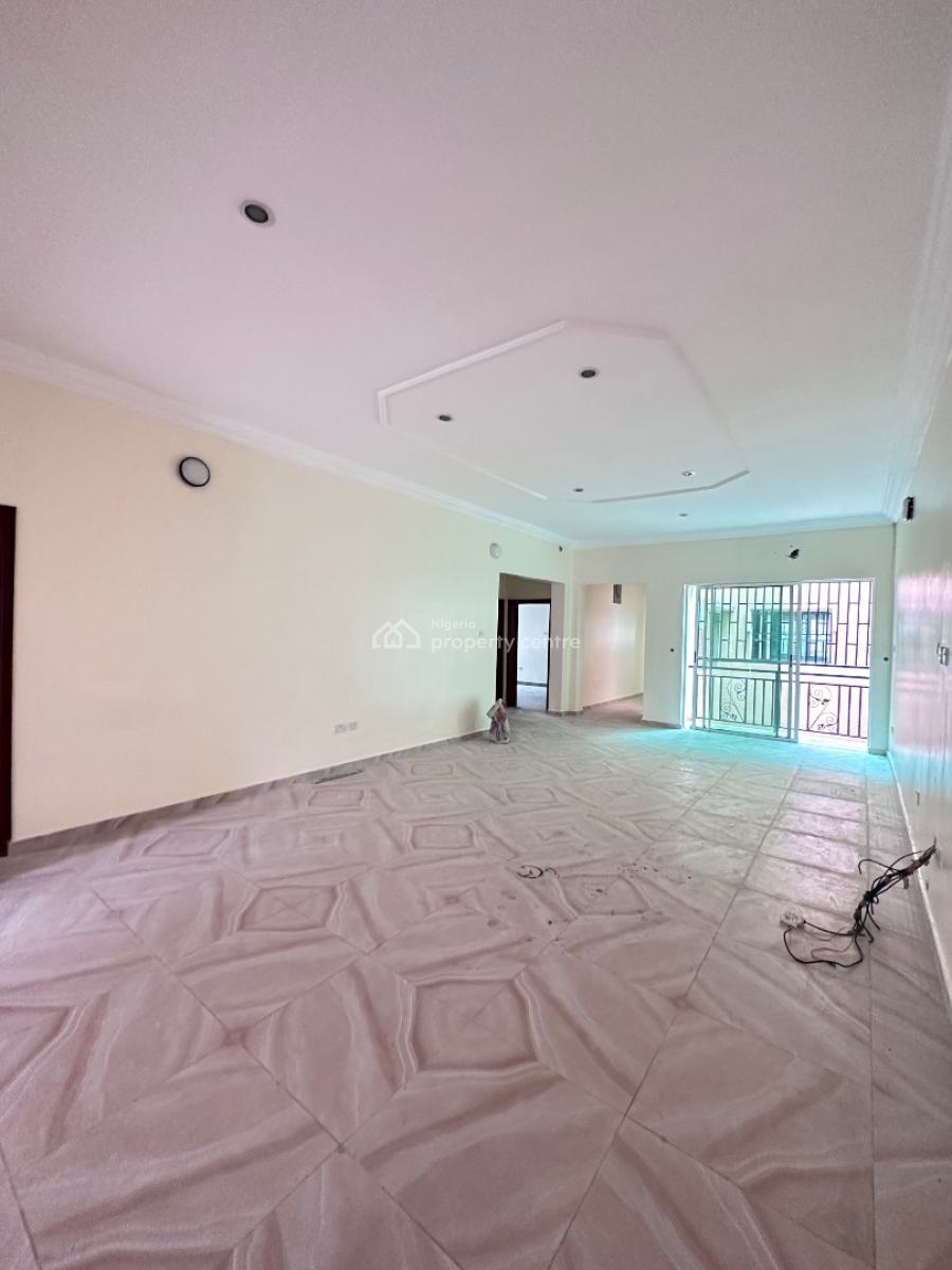 Luxury 3 Bedroom in a Serene Location, Off Admiralty, Lekki Phase 1, Lekki, Lagos, Flat / Apartment for Rent