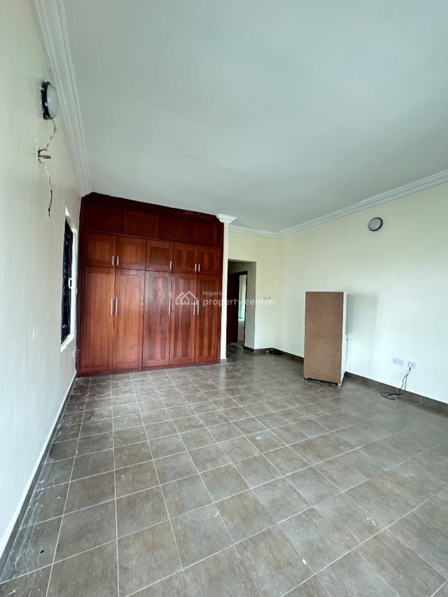 Luxury 3 Bedroom in a Serene Location, Off Admiralty, Lekki Phase 1, Lekki, Lagos, Flat / Apartment for Rent