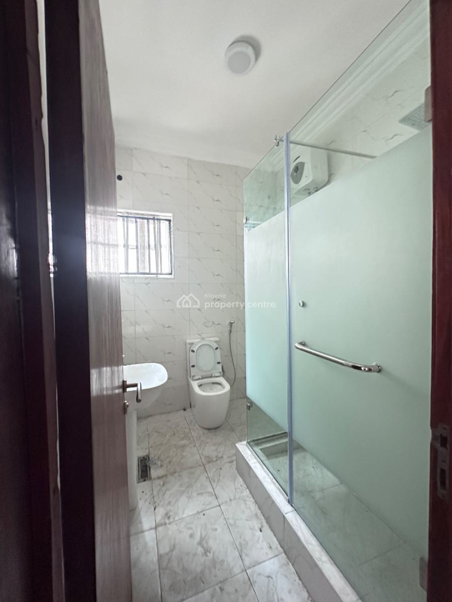 Luxury 3 Bedroom in a Serene Location, Off Admiralty, Lekki Phase 1, Lekki, Lagos, Flat / Apartment for Rent