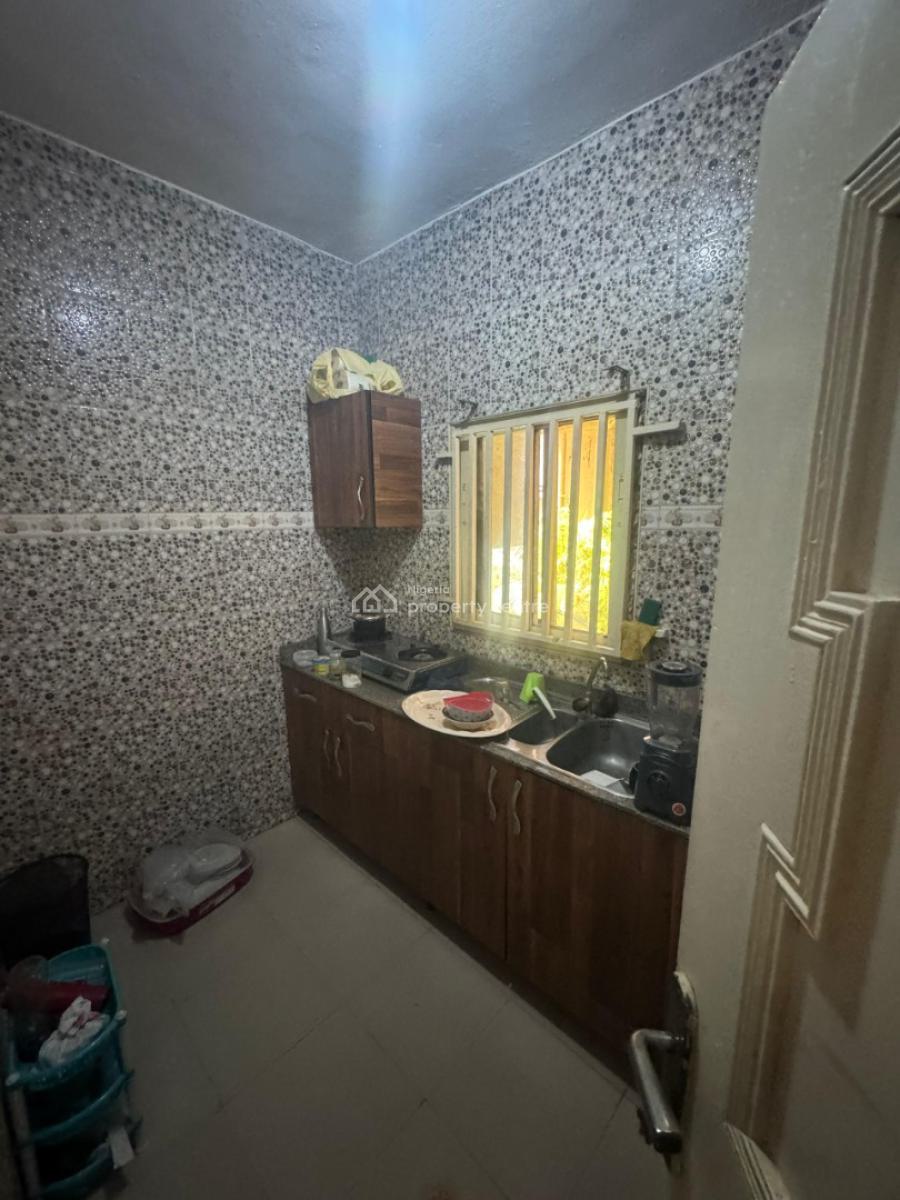 a Nice and Spacious 1 Bedroom Apartment in A1 Series, Off Admiralty Way, Lekki Phase 1, Lekki, Lagos, Flat / Apartment for Rent