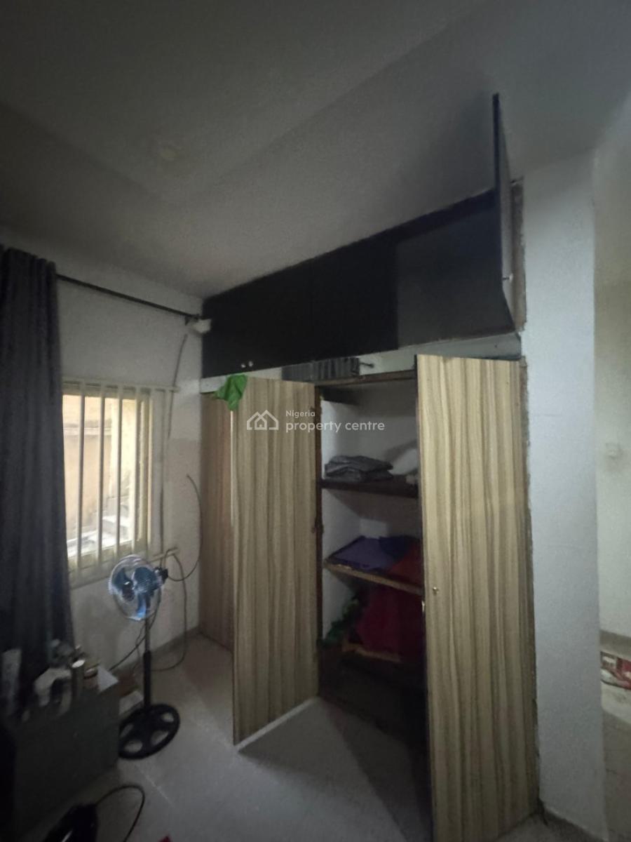 a Nice and Spacious 1 Bedroom Apartment in A1 Series, Off Admiralty Way, Lekki Phase 1, Lekki, Lagos, Flat / Apartment for Rent