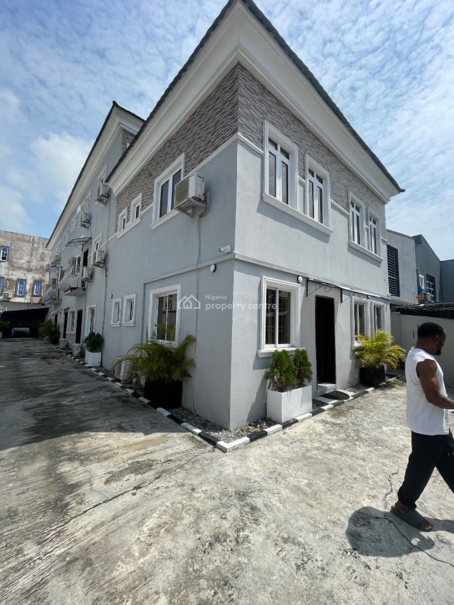 Furnished 3 Bedroom and 2 Bedroom, Off Admiralty Way, Lekki Phase 1, Lekki, Lagos, Flat / Apartment for Rent
