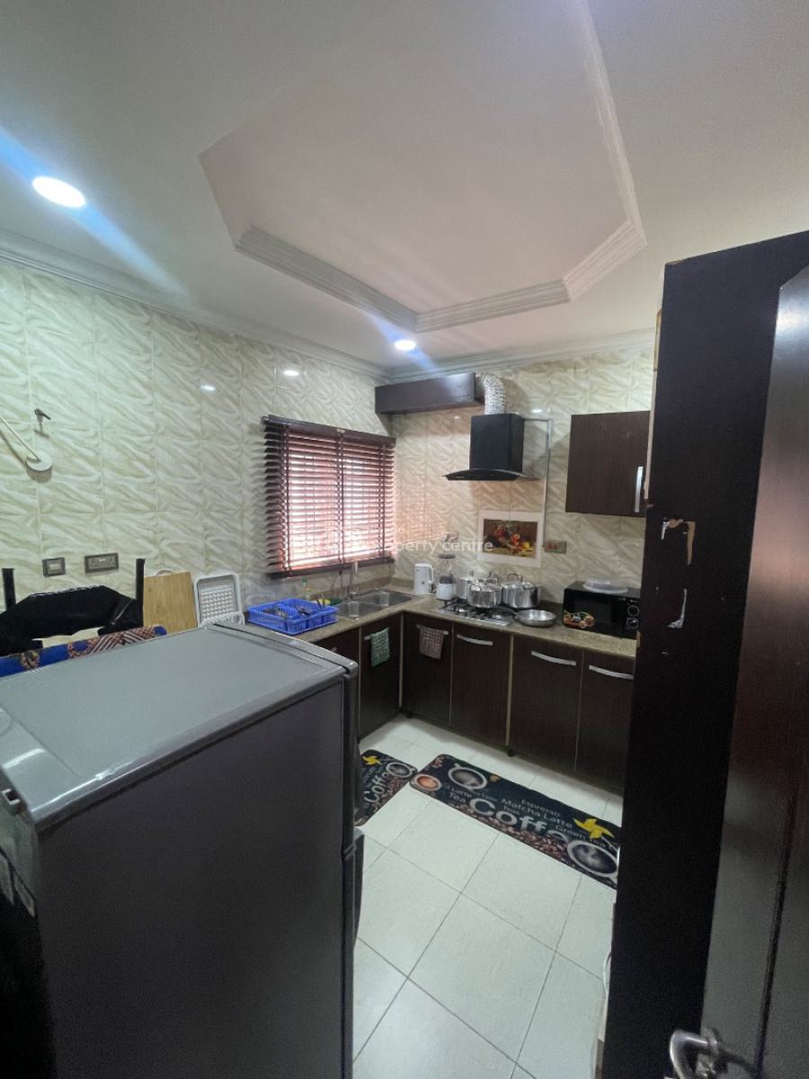 Furnished 3 Bedroom and 2 Bedroom, Off Admiralty Way, Lekki Phase 1, Lekki, Lagos, Flat / Apartment for Rent