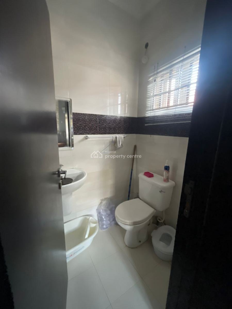 Beautiful and Spacious 4 Bedroom Terrace Duplex with Bq, Lekki Phase 1, Lekki, Lagos, Terraced Duplex for Rent