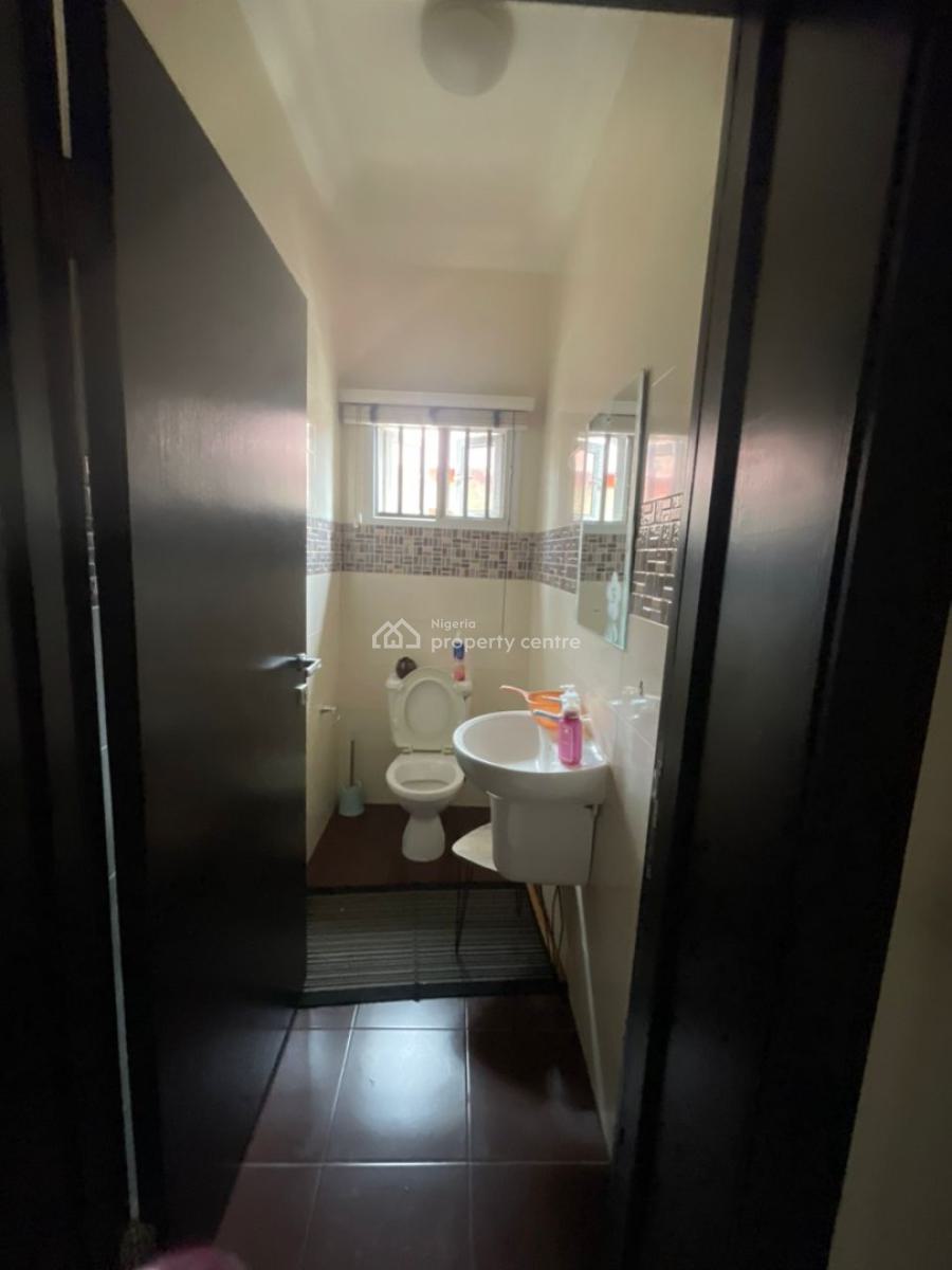 Beautiful and Spacious 4 Bedroom Terrace Duplex with Bq, Lekki Phase 1, Lekki, Lagos, Terraced Duplex for Rent