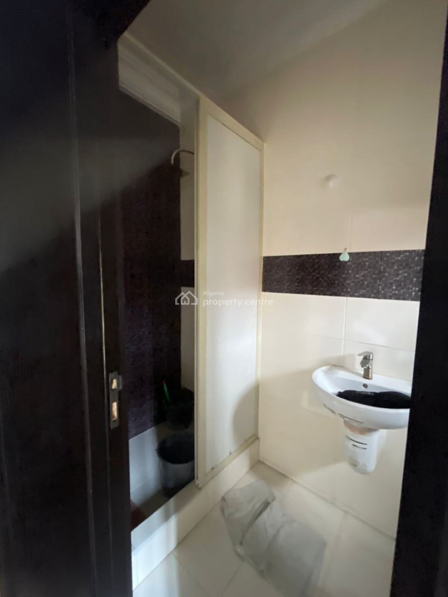 Beautiful and Spacious 4 Bedroom Terrace Duplex with Bq, Lekki Phase 1, Lekki, Lagos, Terraced Duplex for Rent