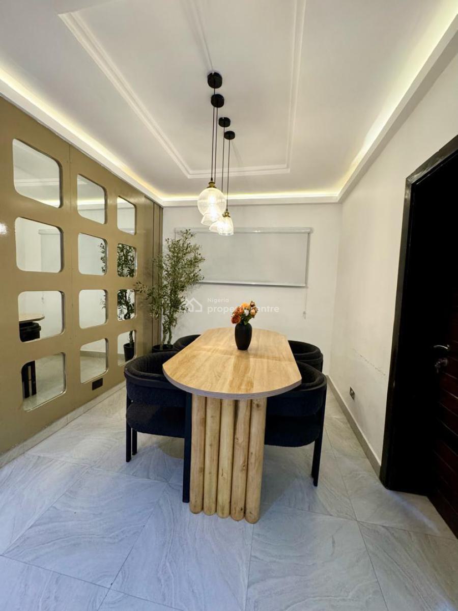 Exquisite 2 Bedroom Apartment, Lekki Phase 1, Lekki, Lagos, Flat / Apartment Short Let