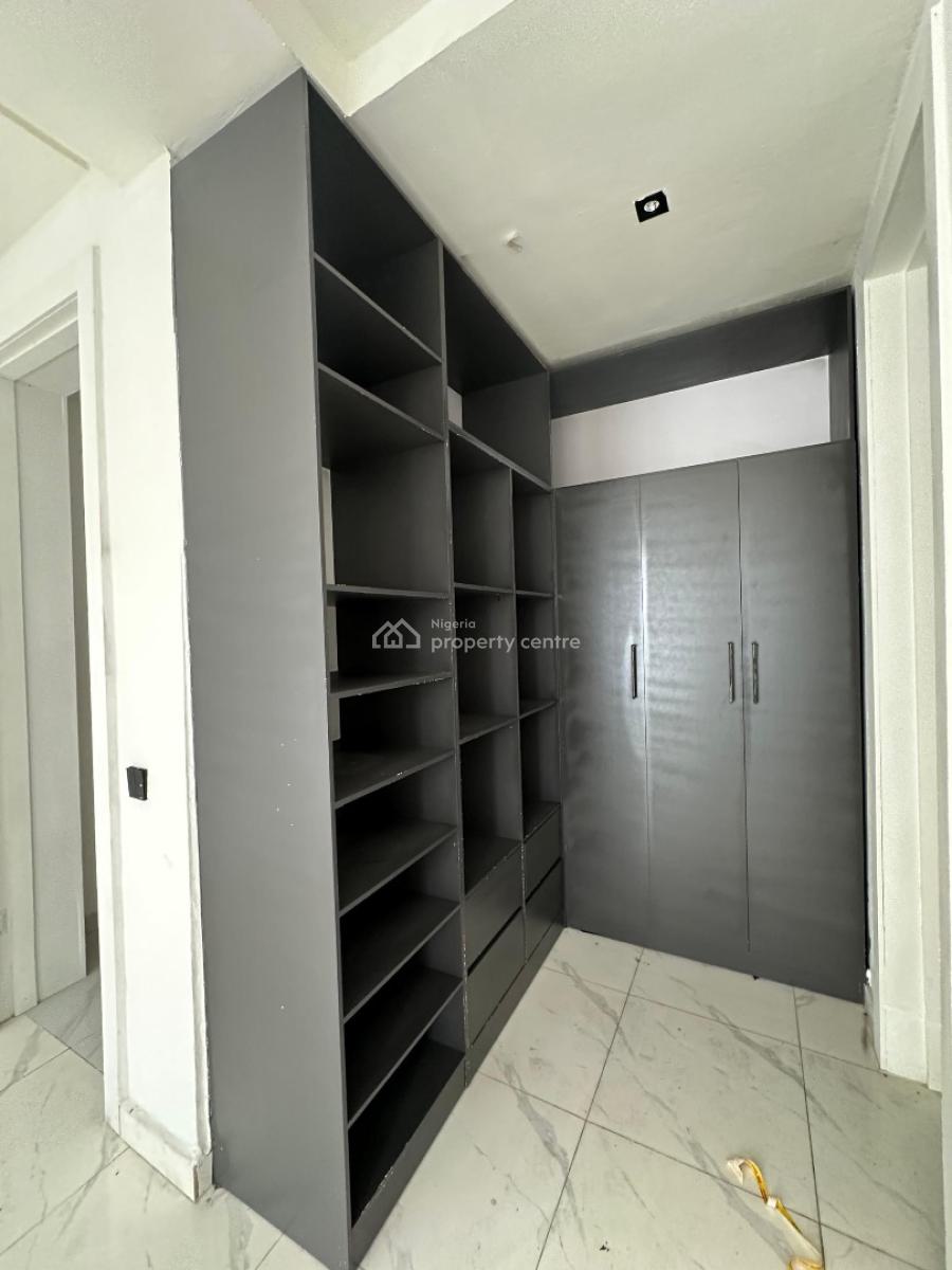 Cozy 2 Bedroom Apartment with Swimming Pool & Elevator, Ikate, Lekki, Lagos, Flat / Apartment for Rent