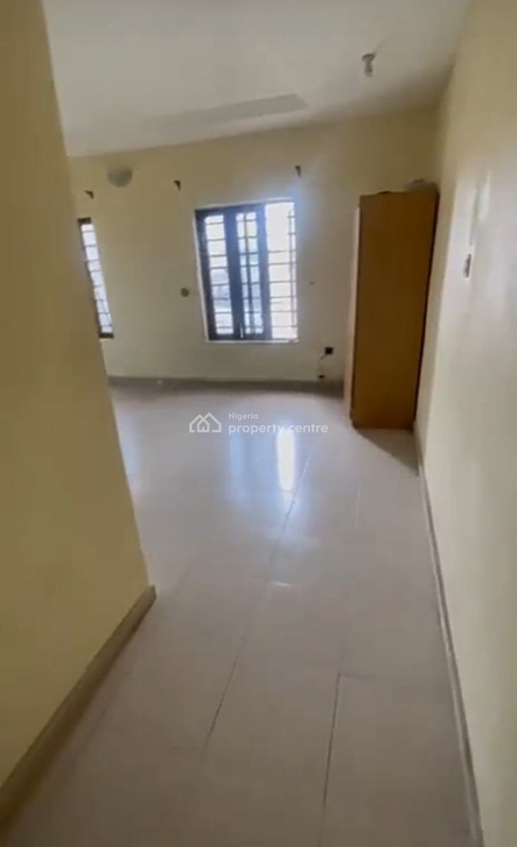 Large and Spacious Mini Flat (upstairs) - *video Available*, New Road Eti-osa, Lekki, Lagos, Mini Flat (room and Parlour) for Rent