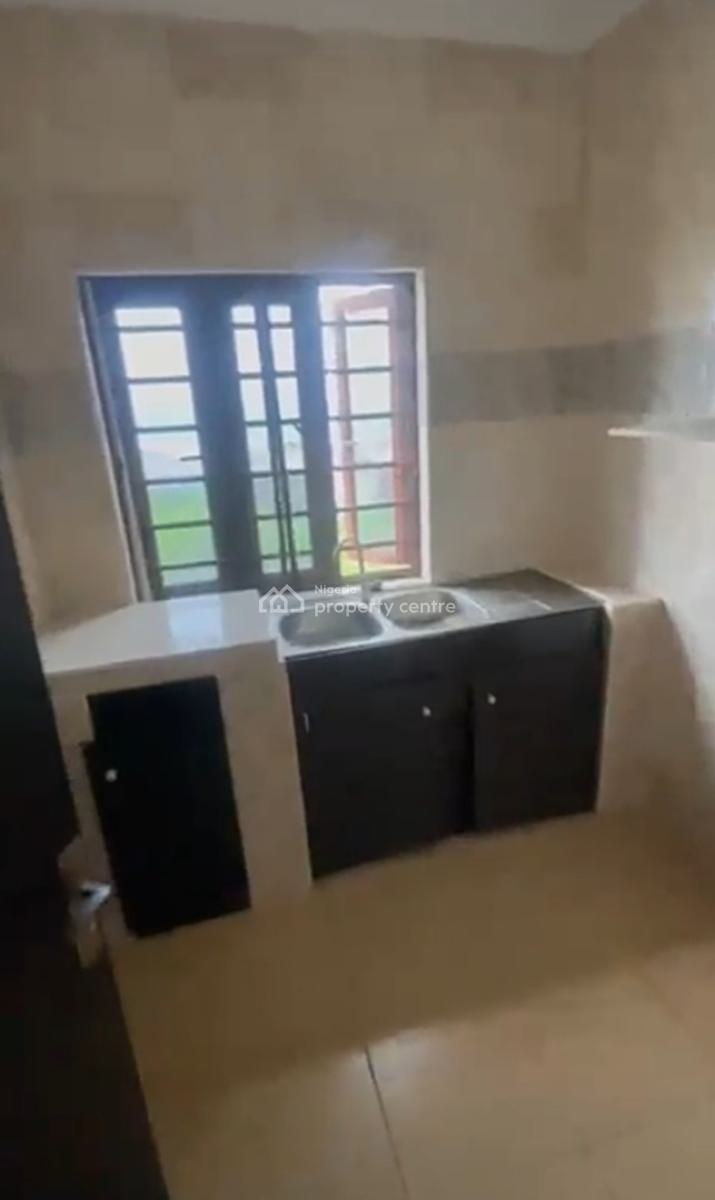 Large and Spacious Mini Flat (upstairs) - *video Available*, New Road Eti-osa, Lekki, Lagos, Mini Flat (room and Parlour) for Rent