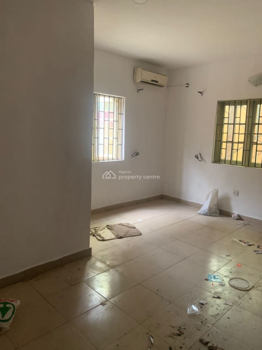 Expansive 2 Bedrooms Apartment, Orchid Road, Lekki, Lagos, Flat / Apartment for Rent