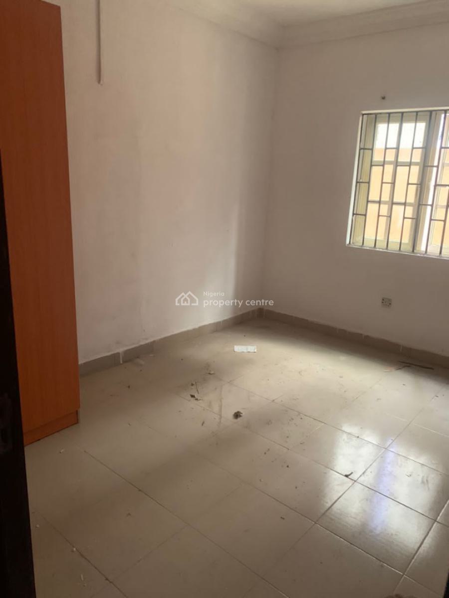 Expansive 2 Bedrooms Apartment, Orchid Road, Lekki, Lagos, Flat / Apartment for Rent
