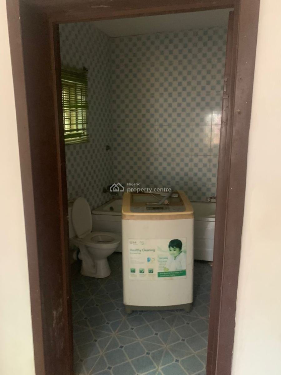 Expansive 2 Bedrooms Apartment, Orchid Road, Lekki, Lagos, Flat / Apartment for Rent