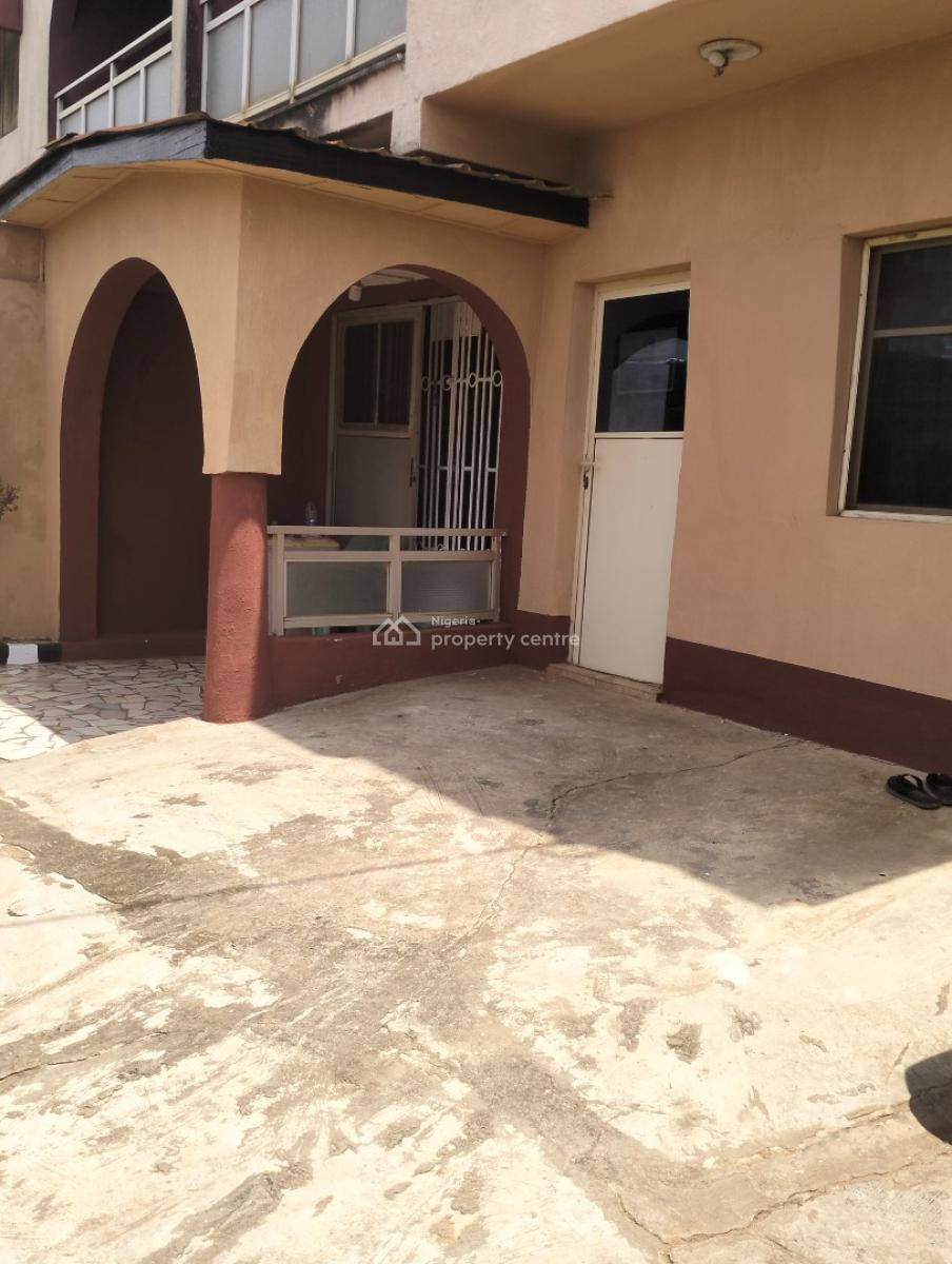Well Maintained Duplex, Off Ori Oke Bus Stop Ikotun Isolo Ejigbo Road, Egbe, Lagos, Detached Duplex for Sale