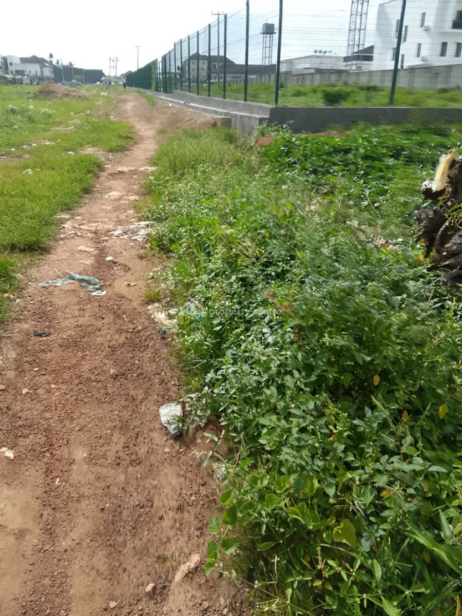 3 Bedroom Condominium, Guzape 2, Guzape District, Abuja, Mixed-use Land for Sale