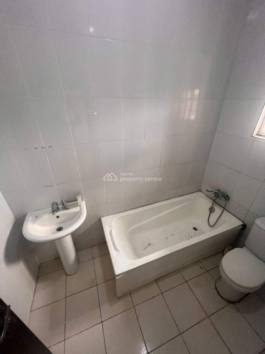 Lovely 3 Bedroom Spacious Apartment, Serene Neighborhood, Jahi, Abuja, Flat / Apartment for Rent