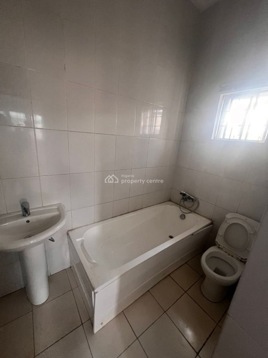 Lovely 3 Bedroom Spacious Apartment, Serene Neighborhood, Jahi, Abuja, Flat / Apartment for Rent