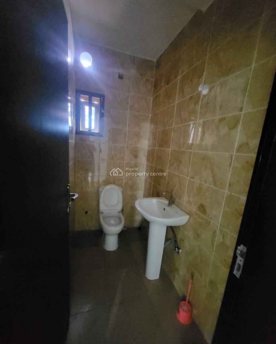 Luxurious Massive 3 Bedroom Flat, Arab, Utako, Abuja, Flat / Apartment for Rent